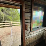 Chalet Forest Hideaway With Scenic View *