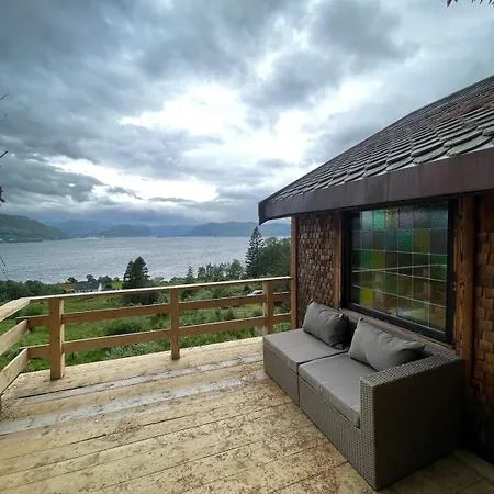 Forest Hideaway With Scenic View Domek alpejski