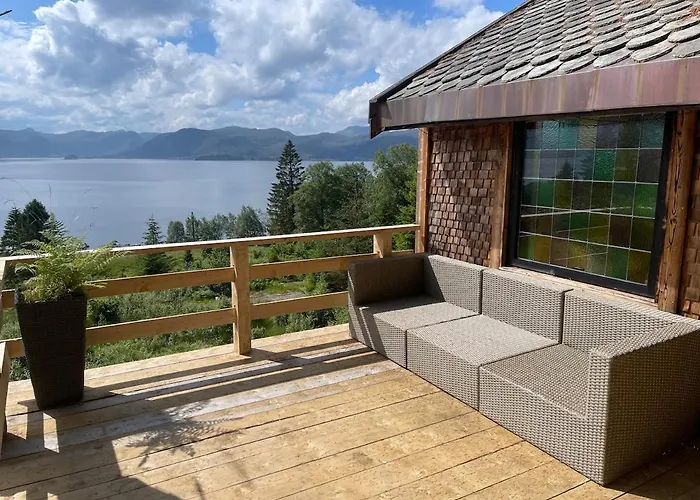 Domek alpejski Forest Hideaway With Scenic View