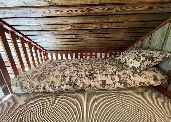 Forest Hideaway With Scenic View Fiska